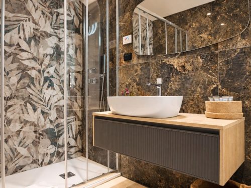 Bagno-Suite-in-marmo-verde